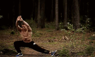 虽已年过80岁,但却朝气蓬勃,运动健身给他们带来浩大的改变