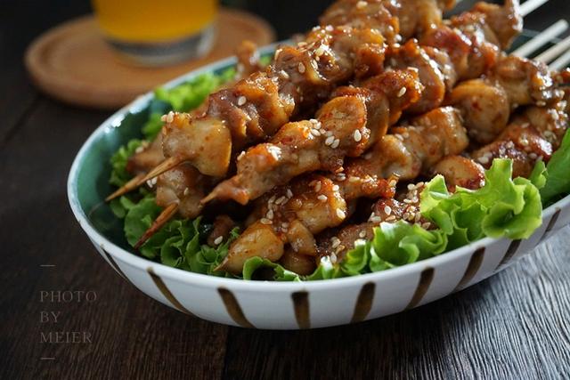 夏天在家撸串,只需简单三步,外焦里嫩,大人孩子都爱吃