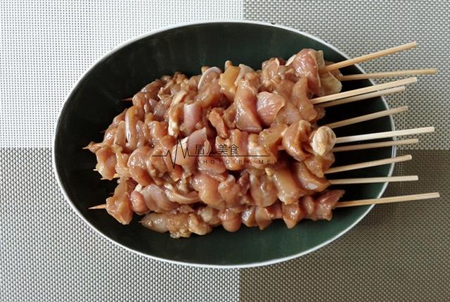 夏天在家撸串,只需简单三步,外焦里嫩,大人孩子都爱吃