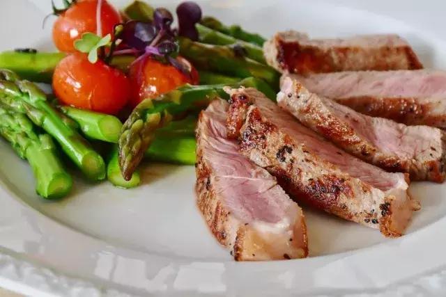 当米饭面条这类主食渐渐沦为不那么健康的食物,那怎么办?