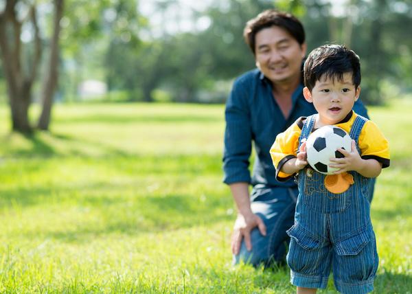 心理专家：你越说孩子越不听？说完这句话，孩子一定听你的！