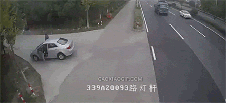 20张车祸现场动图，没车也得看！