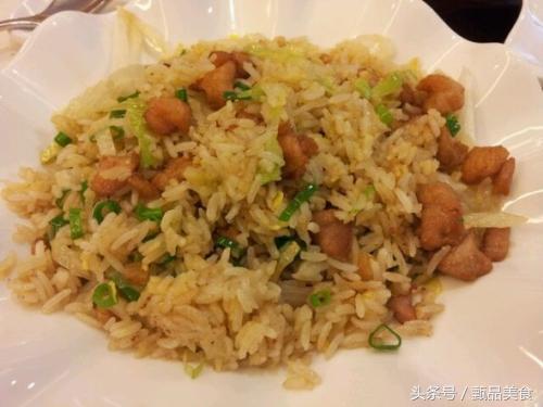 《扬州炒饭》《腊肠炒饭》《海鲜炒饭》《香菇炒饭》19种炒饭做法