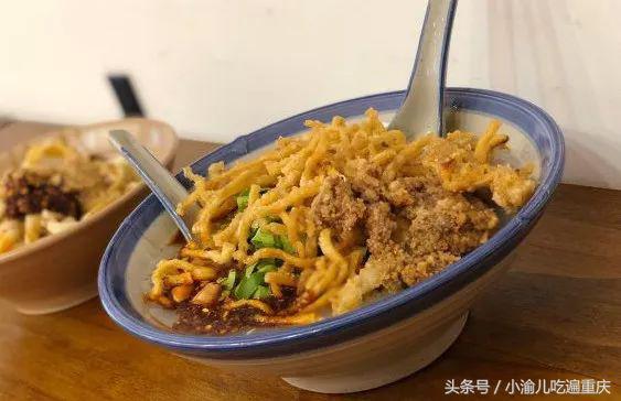 一位骨灰级吃货的总结：重庆全城100种美食推荐！够吃一年了！