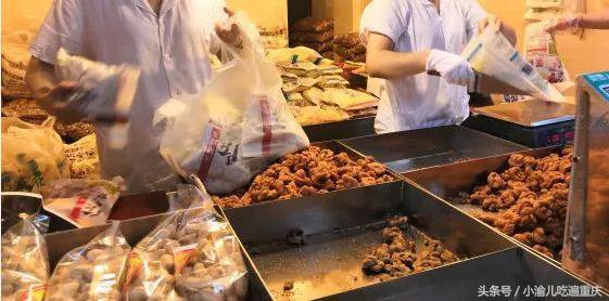 一位骨灰级吃货的总结：重庆全城100种美食推荐！够吃一年了！