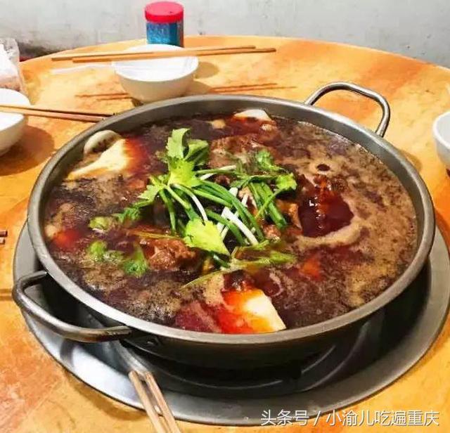 一位骨灰级吃货的总结：重庆全城100种美食推荐！够吃一年了！