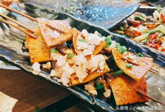一位骨灰级吃货的总结：重庆全城100种美食推荐！够吃一年了！