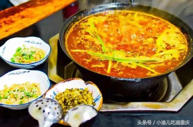 一位骨灰级吃货的总结：重庆全城100种美食推荐！够吃一年了！