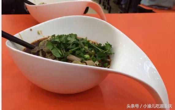一位骨灰级吃货的总结：重庆全城100种美食推荐！够吃一年了！