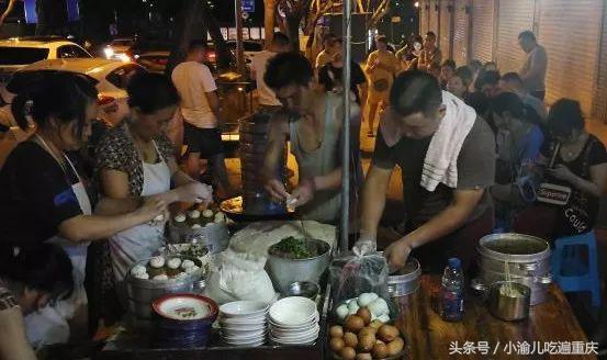 一位骨灰级吃货的总结：重庆全城100种美食推荐！够吃一年了！