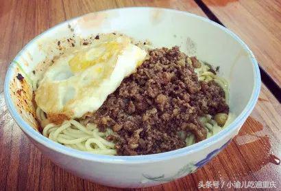 一位骨灰级吃货的总结：重庆全城100种美食推荐！够吃一年了！