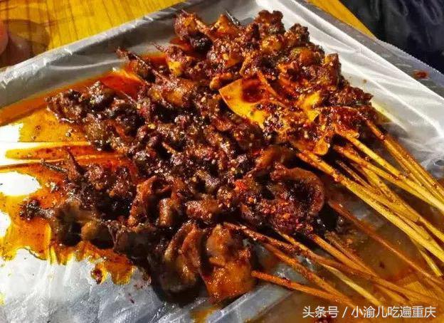 一位骨灰级吃货的总结：重庆全城100种美食推荐！够吃一年了！