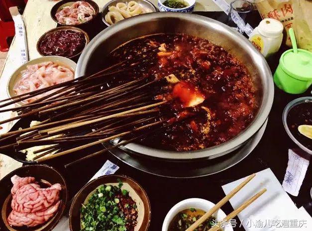 一位骨灰级吃货的总结：重庆全城100种美食推荐！够吃一年了！