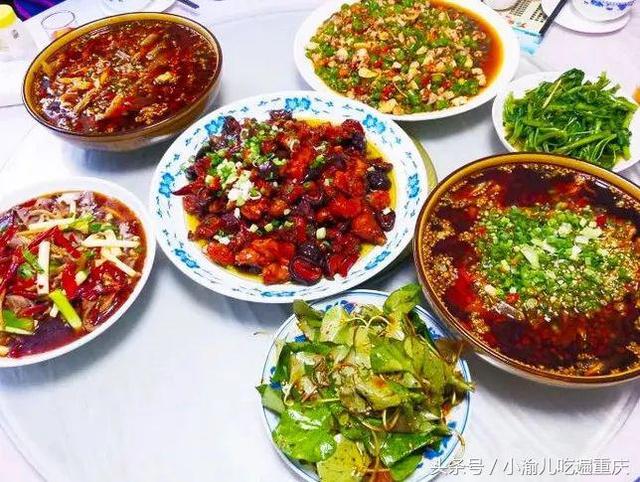 一位骨灰级吃货的总结：重庆全城100种美食推荐！够吃一年了！