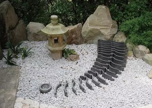 快来看,世界上最小的庭院!