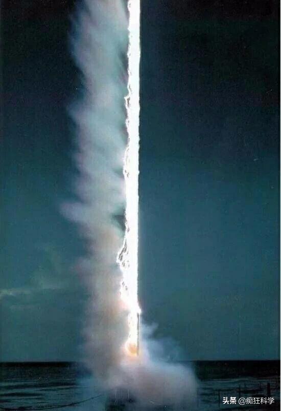 һ۽ʵڷɻϾȫʳʲô飿