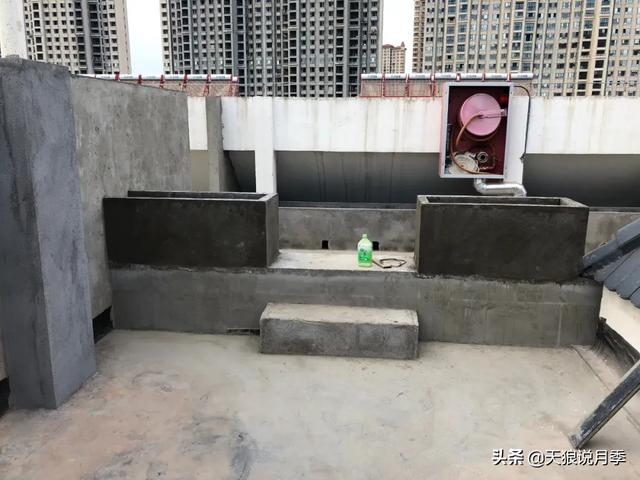 他们用1年时间，在自家楼顶建造出一个绝美露台花园
