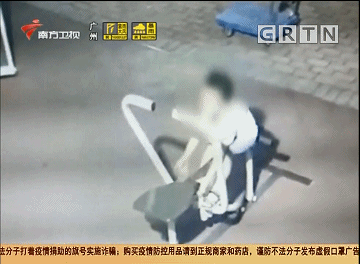 4岁男孩手指被这种健身器械所伤，导致截肢！很多小区都有