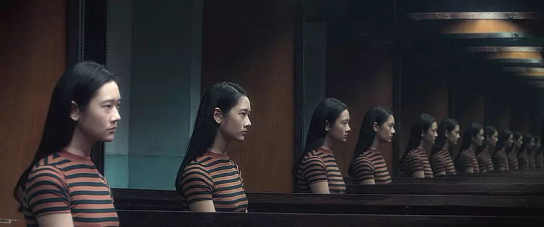 ˾ס