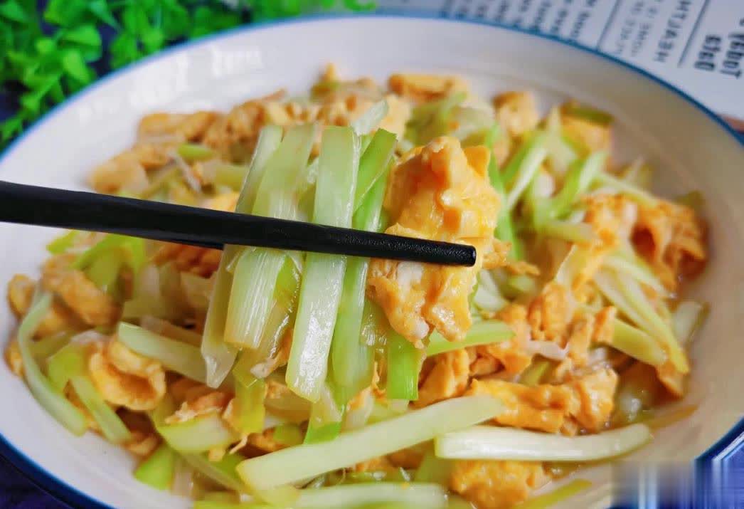 它是“洗肠草”冬天每周吃2次，清肠刮油，随手一炒，巨鲜美