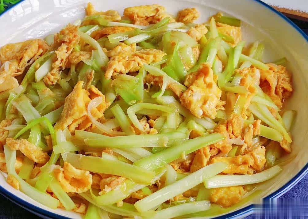 它是“洗肠草”冬天每周吃2次，清肠刮油，随手一炒，巨鲜美